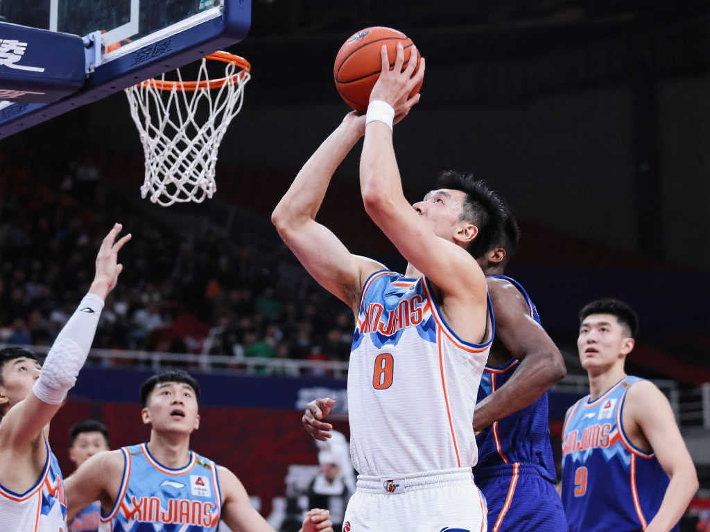 在绿茵场上 在绿茵场上